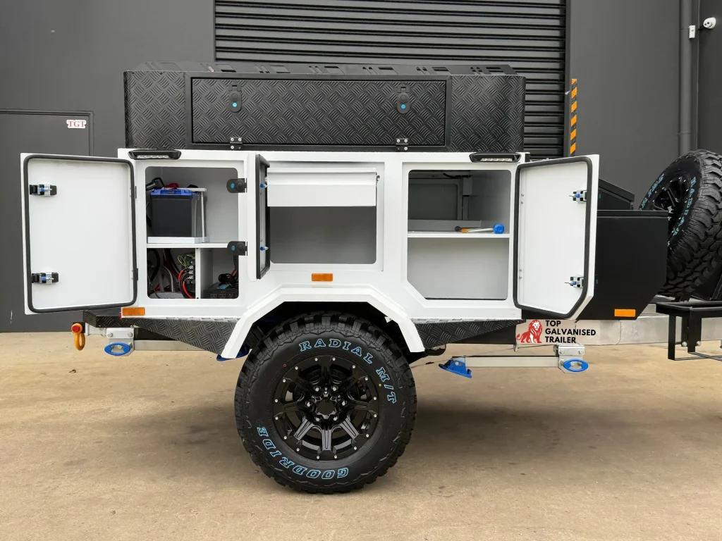 camper trailer with battery and inverter