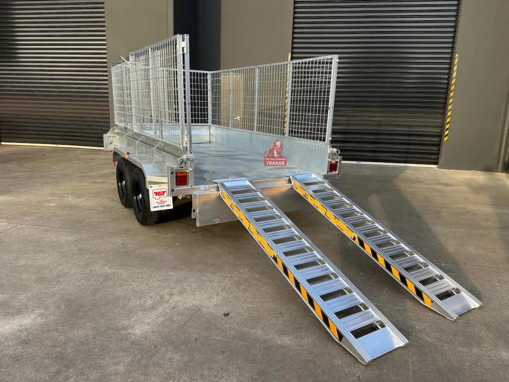 tipper trailer with ramps