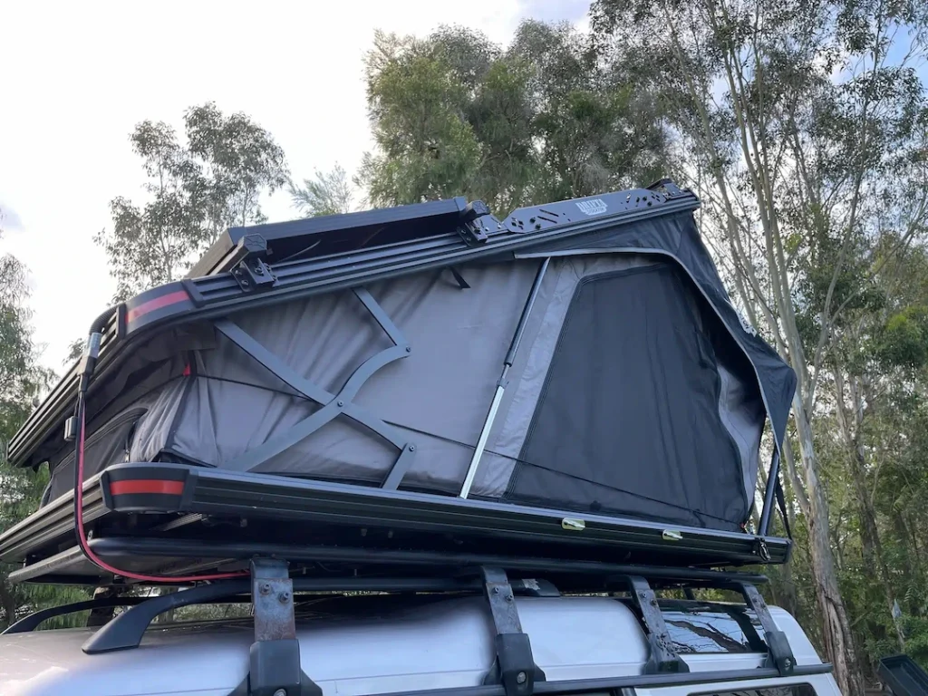 bush cruiser rooftop tent