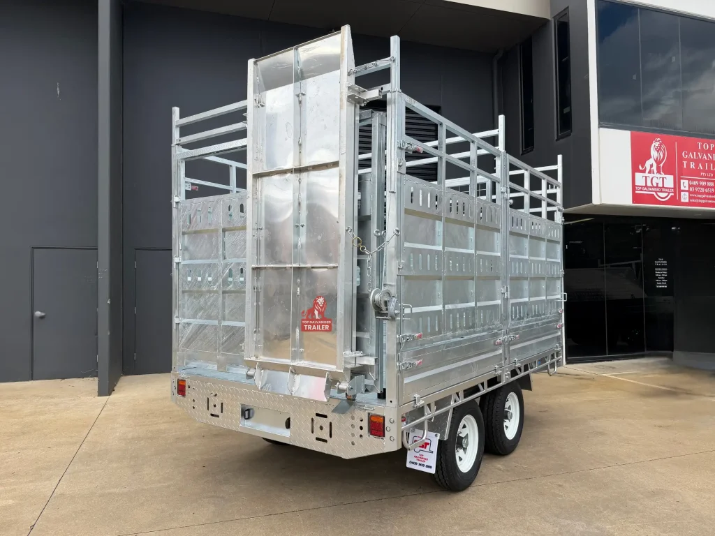 cattle trailer with ramp