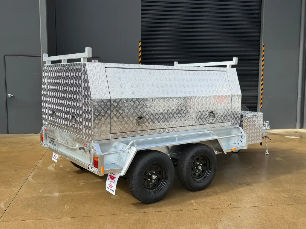 tradie trailer with alloy canopy