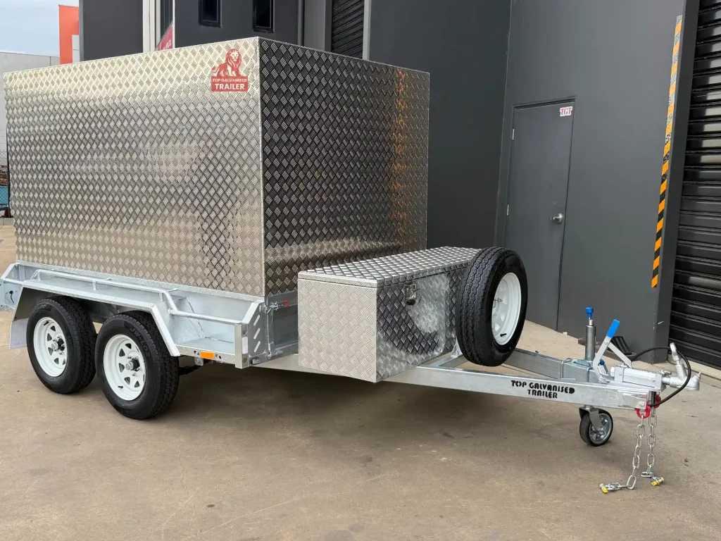 trailer with aluminium top