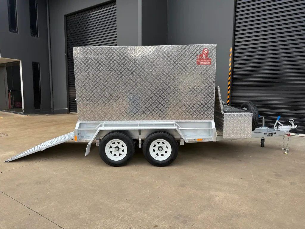 trailer with enclosed cage