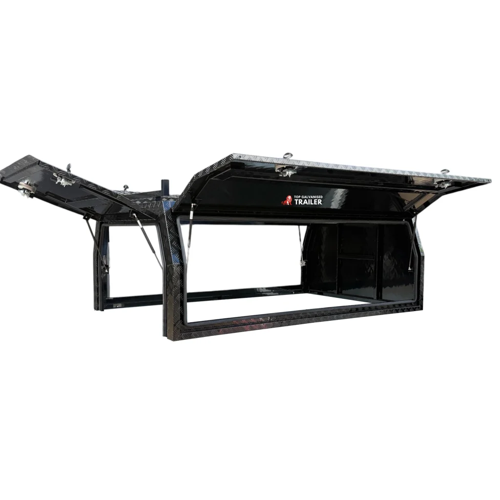 canopy with 3 doors